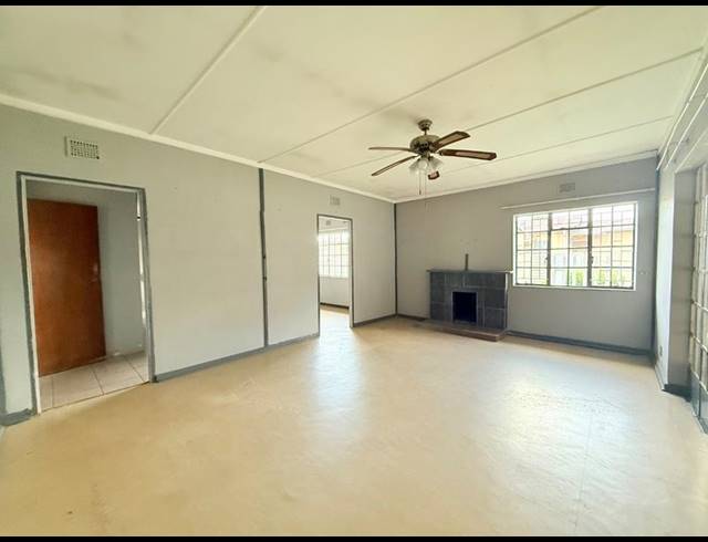 3 BEDROOM HOUSE FOR SALE IN VANDERBIJLPARK SE 1